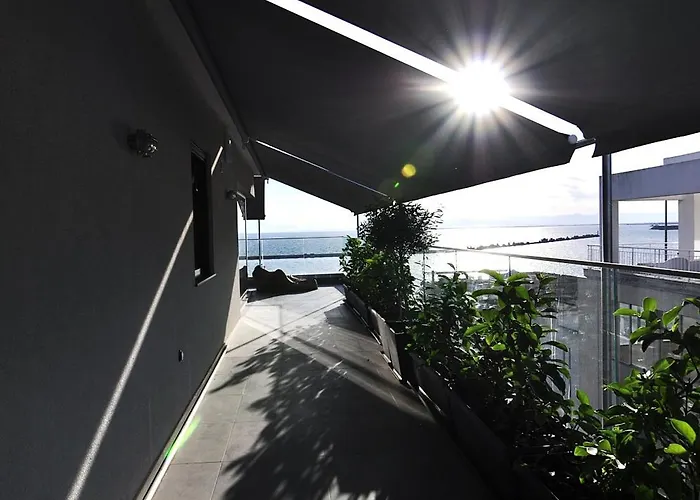 Lejlighed Nero Luxury Flat By Zennova Thessaloníki