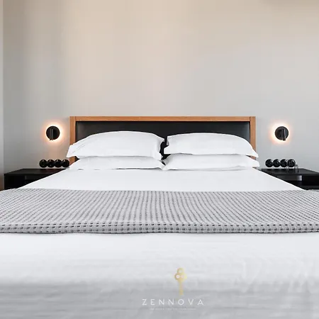 Nero Luxury Flat By Zennova *