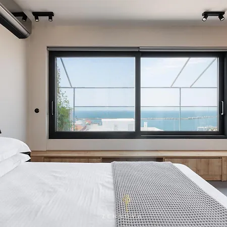 Nero Luxury Flat By Zennova * Thessaloniki