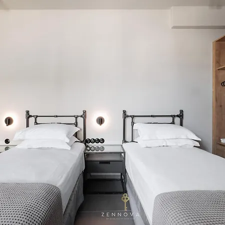 Apartament Nero Luxury Flat By Zennova Salonic