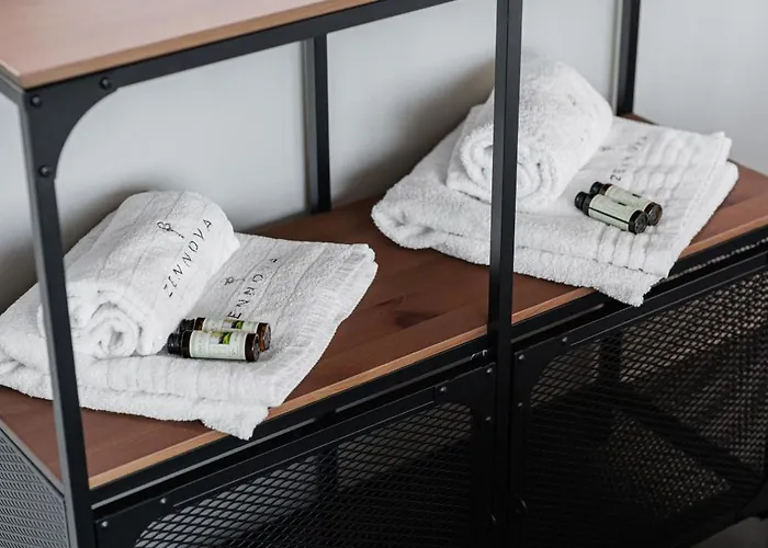 Nero Luxury Flat By Zennova