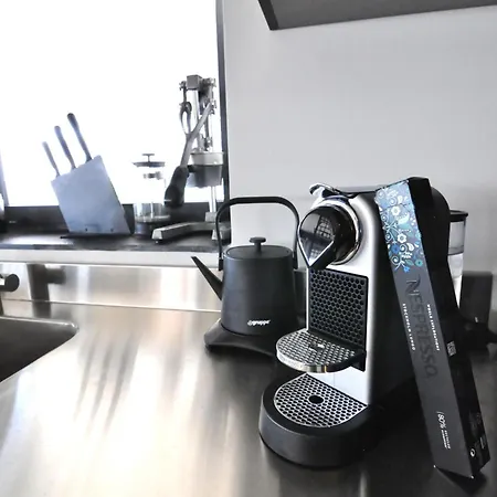 Nero Luxury Flat By Zennova 塞萨洛尼基