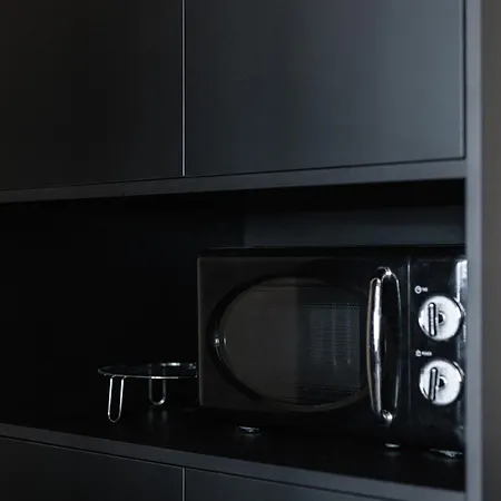 Nero Luxury Flat By Zennova * 塞萨洛尼基