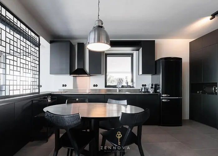 Appartamento Nero Luxury Flat By Zennova Salonicco
